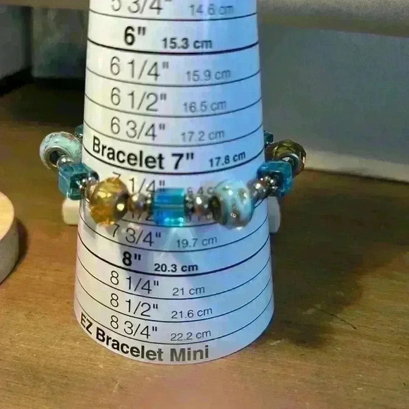 Vintage Stretch Glass Beads with Some Foil Glass Beads - Picture 5 of 5